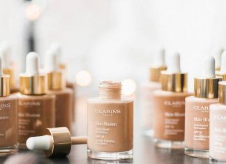 ใหม่! Skin Illusion SPF 15 Natural Hydrating Foundation
