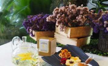 รื่นรมย์จิบชาBlooming Tea ที่ เลดี้ แอล การ์เดน บิสโทร ปาร์คนายเลิศ