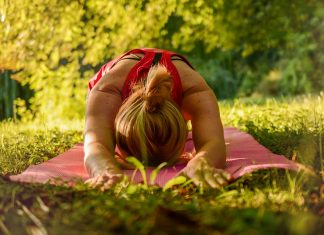 5 Yoga Poses For Your Next Outdoor Training Session