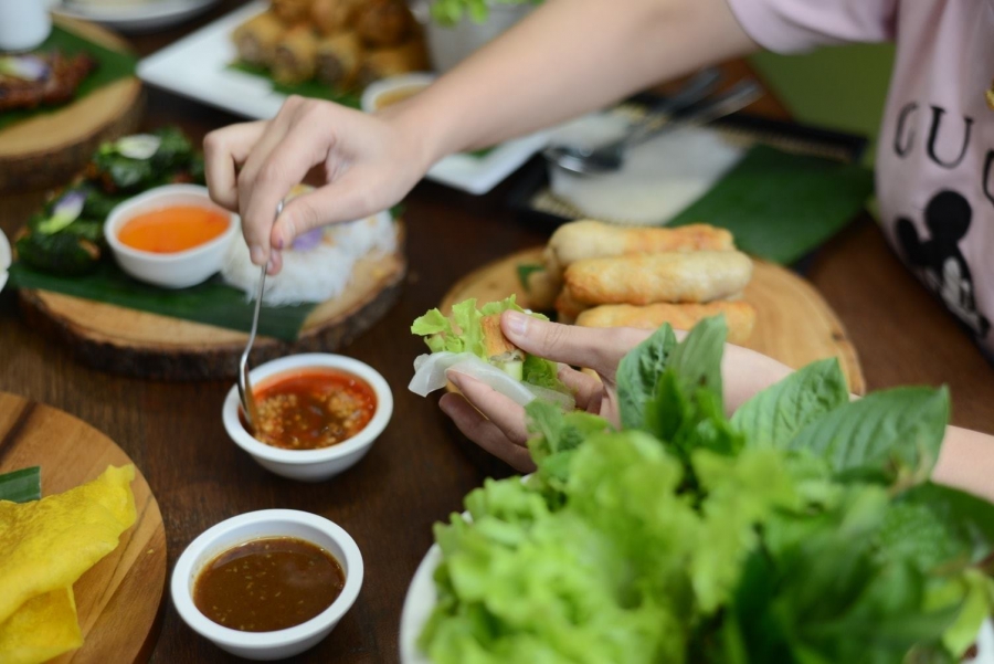 ยกความอร่อยจากขอนแก่น สู่กรุงเทพฯ”ฮาลองเบย์-Halongbay” แหนมเนืองต้นตำรับเวียดนาม