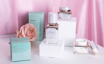เซรั่มที่ผสานเต็มเซลล์กุหลาบ LIGHT COMPLEXION SERUM ATOM SKINCARE”
