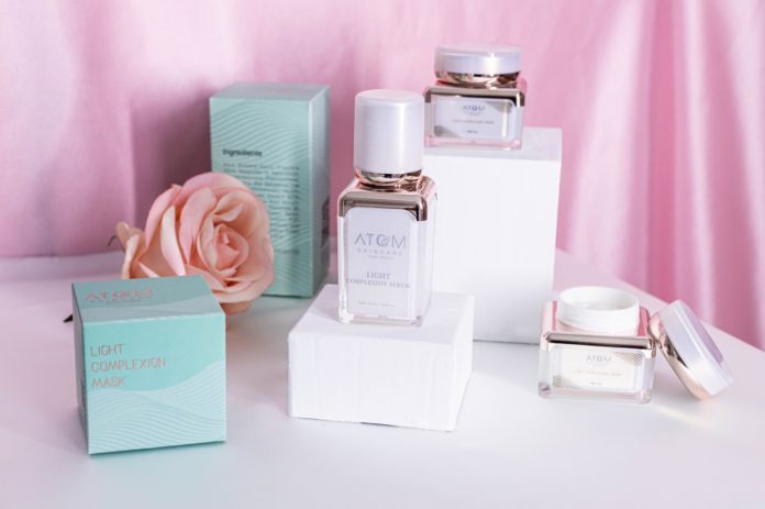 เซรั่มที่ผสานเต็มเซลล์กุหลาบ LIGHT COMPLEXION SERUM ATOM SKINCARE”