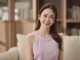 “ยุ้ย จีรนันท์ มะโนแจ่ม” จับมือ Yes Care Real Elixir ออกแคมเปญ “ตาสว่างกับ Yes Care”