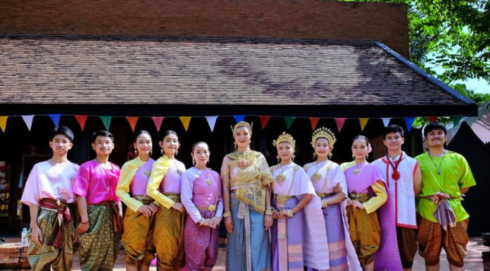 ททท.กาญจนบุรี ย้อนรำลึกประเพณีสงกรานต์ไทยเมือง ณ มัลลิกา ร.ศ.๑๒๔