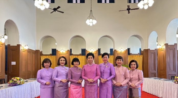 ถวายพระพร