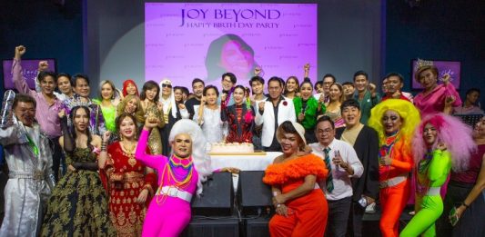 Birthday Party “จอย บียอนด์” พี่น้องศิลปิน “เสรี, ทศพล, ยิ่งยง, เจเน็ต เขียว” นำขบวนร่วมงานสีสันวันสุข