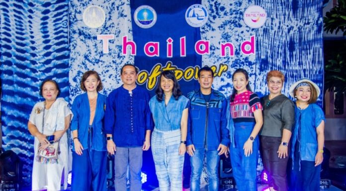 ททท.จัดงาน Fashion Show ผ้าไทยสุดวิจิตร ผลักดัน Soft Power ผ้าไทย ณ เมืองแป้