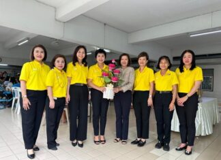 สมาคมศิษย์เซนต์ฟรังซีสซาเวียร์ ในพระบรมราชินูปถัมภ์โดย ดร.ศศมณฑ์ สงวนสิน นายกสมาคมศิษย์ฯ เสริมพลังใจให้เด็กๆ ในกิจกรรม ร่วมปันรักสุขใจ มอบพลังใจให้น้อง