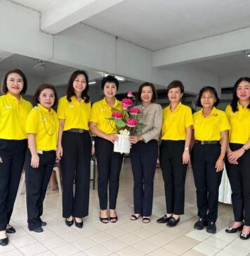 สมาคมศิษย์เซนต์ฟรังซีสซาเวียร์ ในพระบรมราชินูปถัมภ์โดย ดร.ศศมณฑ์ สงวนสิน นายกสมาคมศิษย์ฯ เสริมพลังใจให้เด็กๆ ในกิจกรรม ร่วมปันรักสุขใจ มอบพลังใจให้น้อง