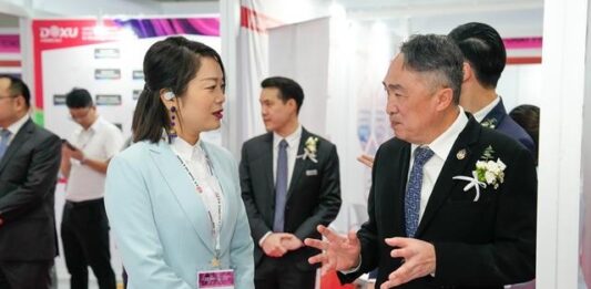 มหกรรมสีและสารเคลือบผิวของภูมิภาคเอเชียแปซิฟิก: Asia Pacific Coatings Show เปิดฉากอย่างยิ่งใหญ่ในกรุงเทพฯ สะท้อนศักยภาพและการเติบโตของอุตสาหกรรมสีระดับนานาชาติ