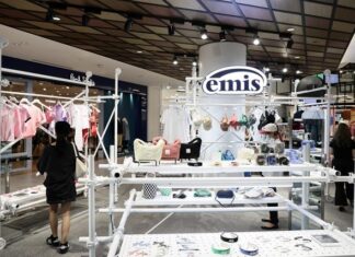 สยามดิสคัฟเวอรี่ นำเข้าแบรนด์ “EMIS” แบรนด์ดังจากเกาหลี เปิดที่แรกในประเทศไทย ปลุกแฟชั่นในตัวเอง