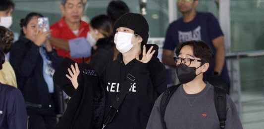 ยองแจ เจ้านากน้อยของอากาเซ่ถึงไทยแล้ว !!พร้อมขึ้นเวทีเปิดเคานต์ดาวน์ สยามพารากอน ที่แรกก่อนใคร