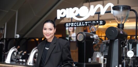 “PIROM Specialty Bar” ปักหมุดเปิดแฟลกชิปแห่งแรก “เซ็นทรัลเวิลด์” พร้อมผลักดันกาแฟสัญชาติไทย สู่วงการกาแฟระดับโลก