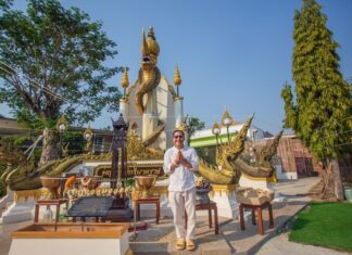 “บ๊วย – เชษฐวุฒิ” จัดงานฉลองสมโภชองค์พญาวาสุกรีนาคราชขนาดใหญ่ที่สุดในไทย ศิลปิน ดาราและประชาชนแห่มาร่วมงาน