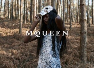 นำเสนอโชว์พรีวิวของ Alexander McQueen
