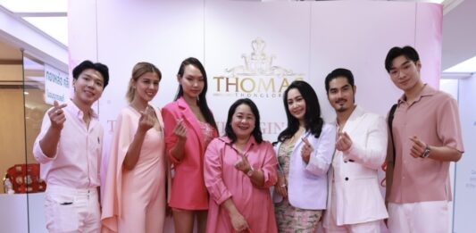 Thomas Clinic จัดกิจกรรม LOVE IS DELICIOUS ฉลองวันแห่งความรัก ด้วยเมนู “รักนิรันดร์” จากเชฟจีโน่ Master Chef Thailand โดยมีนักร้อง ดารา เซเลบริตี้ และลูกค้า VVIP เข้าร่วมงานกับคุณหมอแยมอย่างล้นหลาม