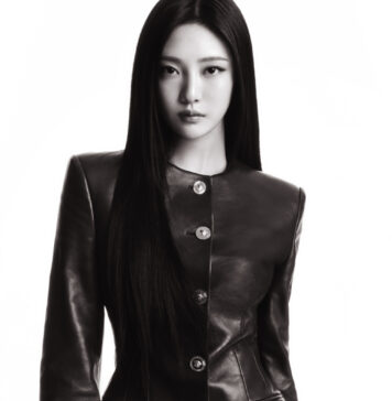 Versace แต่งตั้ง Ningning สมาชิกวง aespa เป็น Global Brand Ambassador