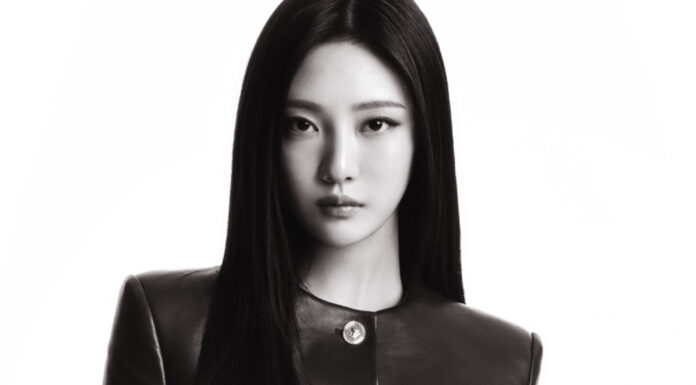 Versace แต่งตั้ง Ningning สมาชิกวง aespa เป็น Global Brand Ambassador