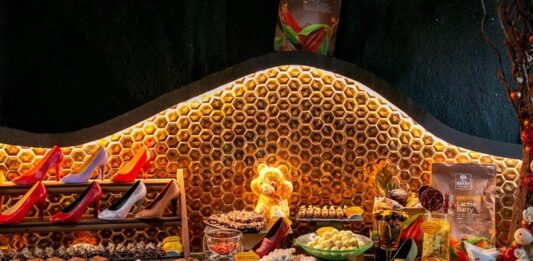 สวรรค์ความอร่อยแบบจุใจกับถ้ำช็อกโกแลตที่เดียวในเมืองไทย ณ โรงแรมเซ็นทาราแกรนด์ฯ เซ็นทรัลเวิลด์