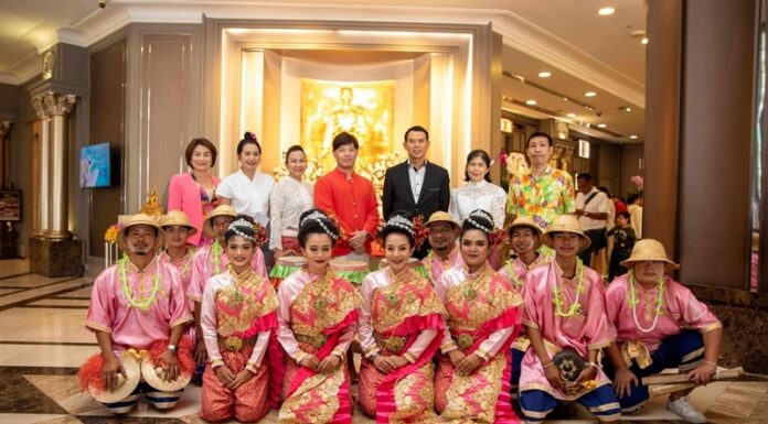 ฉลองเทศกาลสงกรานต์ โรงแรมเดอะ เบอร์เคลีย์ ประตูน้ำ เปิดงานเฉลิมฉลองเทศกาลสงกรานต์ ประจำปี 2567