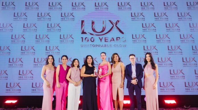‘ลักส์’ ฉลองครบรอบ 100 ปี ปรับสูตรครีมอาบน้ำครั้งยิ่งใหญ่ เผยเทคโนโลยีใหม่ เข้มข้นขึ้นด้วยกลูต้า 5 เท่า