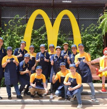 แมคไทย นำทัพพนักงานฉลองวันผู้ก่อตั้งแบรนด์แมคโดนัลด์