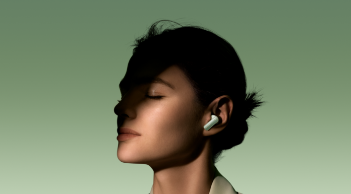 HUAWEI FreeBuds Pro 4 ยกระดับหูฟังหัวเว่ยไร้สายรุ่นแรกที่มาพร้อมกับ Lossless Audio เป็นดั่งห้องเก็บเสียงเคลื่อนที่ทั้งฟังและพูดด้วยฟีเจอร์ Active Noise Cancellation