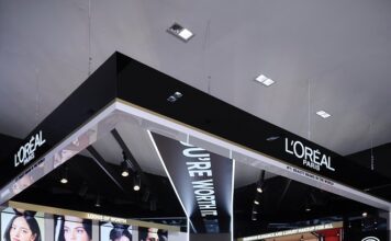 L’Oréal Paris เปิด Shop in Shop ครั้งแรกที่ EVEANDBOY เมกาบางนา พร้อม L’Oreal Paris Spokesperson ณิชา – เจมีไนน์ ร่วมฉลองบิวตี้ช้อปแห่งใหม่ ตอบโจทย์ไลฟ์สไตล์ทันสมัยและเข้าถึงง่าย