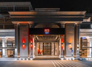 เช็คอิน Radisson RED ภูเก็ต! ดีไซน์เก๋ ประสบการณ์สุดคูล
