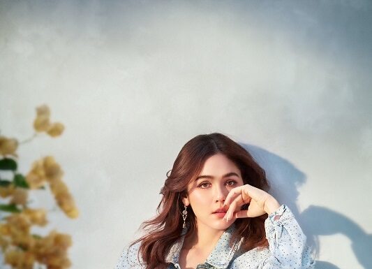 GUESS นำเสนอแคมเปญคอลเลกชัน Spring Summer 2025 สีสันแห่งฤดูกาลใหม่ สนุกกับดีไซน์ไม่รู้จบ