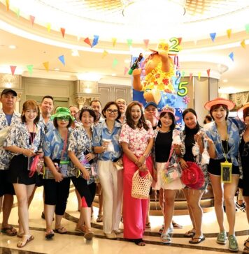 สืบสานประเพณีไทยวันสงกรานต์
