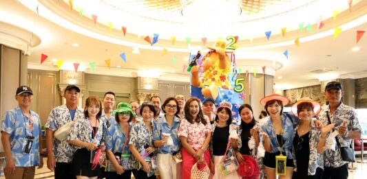 สืบสานประเพณีไทยวันสงกรานต์
