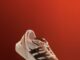 อาดิดาส เปิดตัว Lightblaze รองเท้าดีไซน์มินิมอล ยกระดับความสบายแบบมีสไตล์ตลอดวันด้วยแรงบันดาลใจจากรองเท้าวิ่งตระกูล ADIZERO