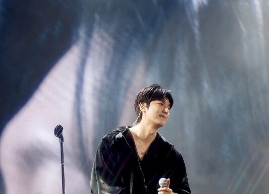 ตกหลุมรักเป็นรอบที่ร้อย! ‘อีมินโฮ’ เสิร์ฟฉ่ำพลังงานรักล้นฮอลล์ ใน 2025 LEE MINHO ASIA FANMEETING TOUR ‘MINHOVERSE IN BANGKOK’