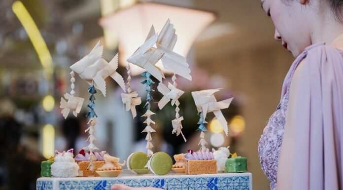 อนันตรา สยาม กรุงเทพฯ ร่วมกับ แบรนด์ InThai เปิดตัว Woven Carp Afternoon Tea สร้างสรรค์งานคราฟ์ สู่ศิลปะบนโต๊ะน้ำชา