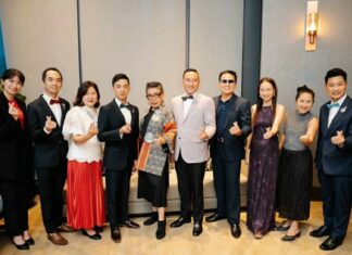 จัดงานฉลองวันเกิด ‘ไฮโซ-ชุติพนธ์ นิยมิศร’ คนดังพร้อมใจร่วมแสดงความยินดี ที่ห้องอาหารไทย (Market Café by Kao)