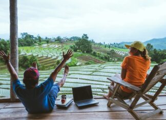 ททท. เดินเกมรุก ผนึกกำลัง Fastwork เตรียมเปิดตัว “Workation Paradise Throughout Thailand Season 3” เจาะตลาดฟรีแลนซ์ยุคใหม่ หนุนไทยสู่ศูนย์กลาง Work & Travel ดันเศรษฐกิจท่องเที่ยว-ดิจิทัลโตอย่างยั่งยืน