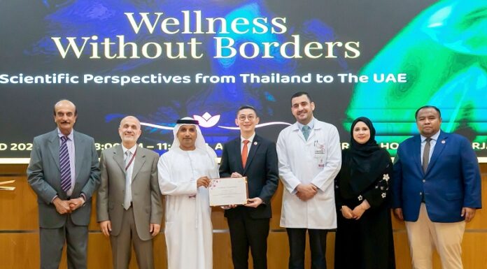 การแพทย์ไทยไม่แพ้ใครในโลก! คุณหมอแอมป์นำทีม BDMS Wellness Clinic มอบความรู้ด้านการดูแลสุขภาพเชิงป้องกันแก่นักศึกษาแพทย์ ณ University of Sharjah สหรัฐอาหรับเอมิเรตส์