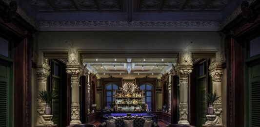บาร์ สาทร ณ โรงแรมดับเบิ้ลยู กรุงเทพ คว้าอันดับ 48 ใน “World’s 50 Best – Asia’s 50 Best Bars 2025”