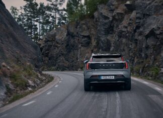 The New Volvo EX30 Cross Country เปิดตัวแล้วที่ประเทศไทย ยนตรกรรมไฟฟ้าที่พร้อมพาคุณก้าวข้ามกรอบเดิม ๆ อย่างมีสไตล์