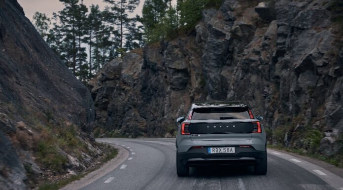 The New Volvo EX30 Cross Country เปิดตัวแล้วที่ประเทศไทย ยนตรกรรมไฟฟ้าที่พร้อมพาคุณก้าวข้ามกรอบเดิม ๆ อย่างมีสไตล์