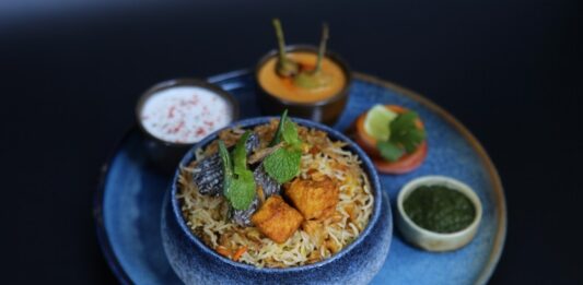 Finch Bangkok ชวนสัมผัสประสบการณ์ ร้านอาหารอินเดียพรีเมียม พร้อมบรรยากาศโรแมนติกในฤดูฝน