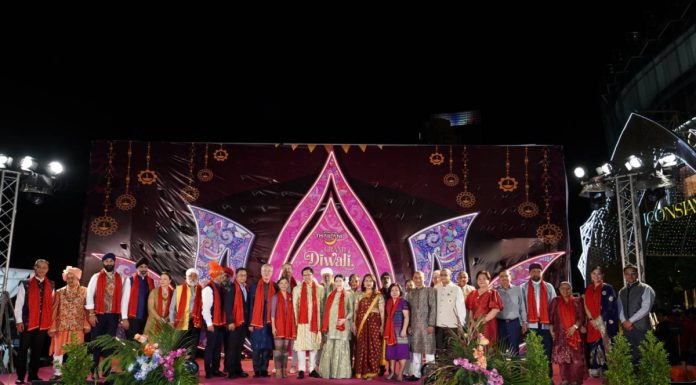 ไอคอนสยาม เฉลิมฉลองความสำเร็จของเทศกาลดิวาลีสุดยิ่งใหญ่ “AMAZING THAILAND GRAND DIWALI FESTIVAL 2025” ริมแม่น้ำเจ้าพระยา