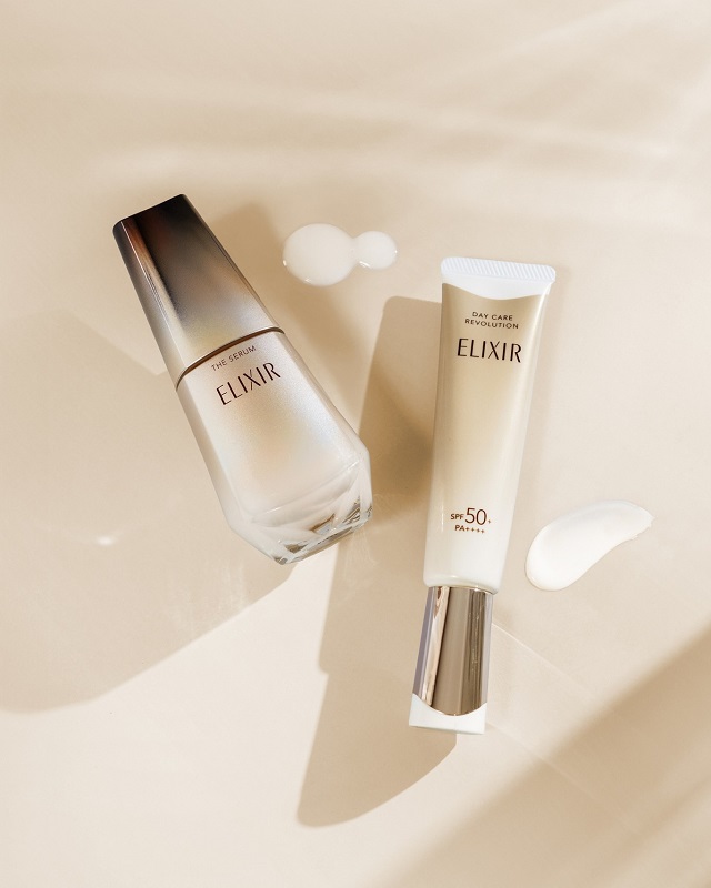 ELIXIR สกินแคร์อันดับ 1 จากประเทศญี่ปุ่น จับมือ Watsons ผนึกกำลังผู้นำด้านสุขภาพและความงาม แนะนำผลิตภัณฑ์ใหม่ ELIXIR Retinol Power Wrinkle Smoothing Cream ครีมลดเลือนริ้วรอยร่องลึก พร้อมฟื้นคืนคอลลาเจนให้ผิว