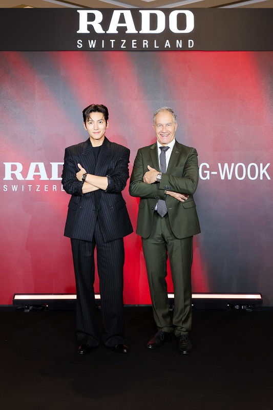 จีชางอุค และมร.อาเดรียน บอสชาร์ด (1)