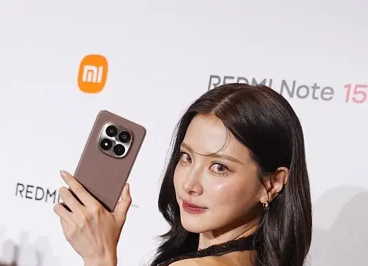 “ใบเฟิร์น พิมพ์ชนก” ประกาศความแกร่ง นั่งแท่นพรีเซนเตอร์ REDMI Note 15 Series ย้ำคอนเซปต์ “เฟิร์น เฟิร์ม” ทนทานระดับไททัน
