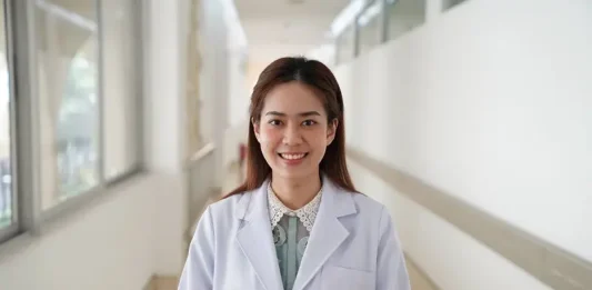 รู้จัก “หมอปานวาด” แพทย์หญิงที่ช่วยชีวิตนุ่น รมิดา และรักษามดลูกไว้ได้สำเร็จ