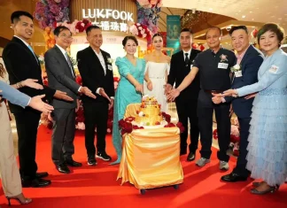 “Lukfook Shines in Thailand · 7 shop Glory” 7 สาขารวมพลัง ลุกฟุกเปล่งประกายทั่วแดนสยาม ต้อนรับเทศกาลแห่งความรักและตรุษจีน