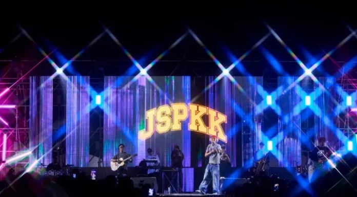 กระทรวงการท่องเที่ยวและกีฬา โดย การท่องเที่ยวแห่งประเทศไทย จัดงานคอนเสิร์ตพนมสารครามลั่นทุ่ง ครื้นเครง เสน่ห์เมืองแปดริ้ว