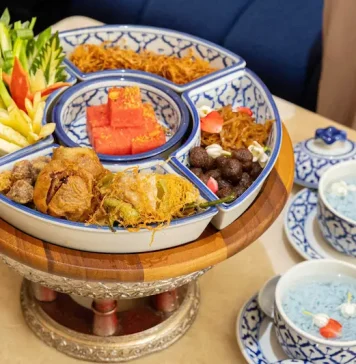 คลายร้อน เย็นฉ่ำชื่นใจ กับข้าวแช่โบราณ โรงแรมเซ็นทาราแกรนด์ฯ เซ็นทรัลเวิลด์
